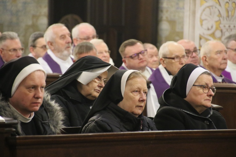 Płock. Pogrzeb śp. ks. prof. Czesława Rychlickiego