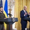 Prezydent Biden: Ukraina może odnieść sukces na polu bitwy i odniesie też sukces przy stole negocjacyjnym