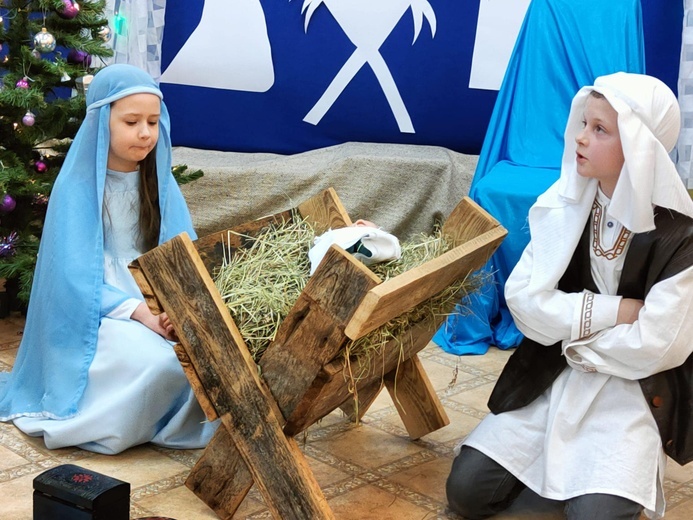 "Opowieść o trzech królach" w szkole Caritas