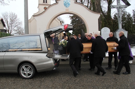 Pogrzeb ks. Damiana Plesińskiego