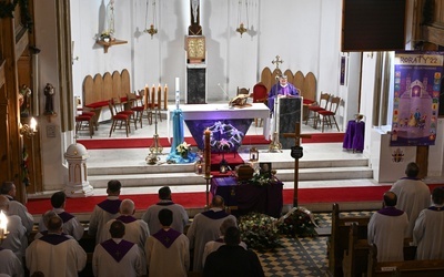 Pogrzeb ks. Mirosława Przybyłka