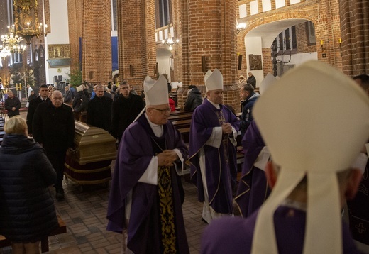 Pożegnanie bp. Werno w Kołobrzegu, cz. 2