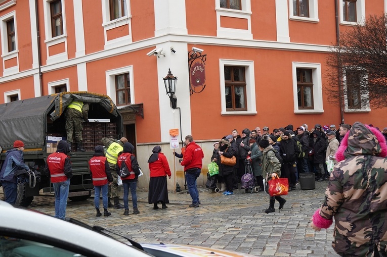 Pomoc potrzebującym