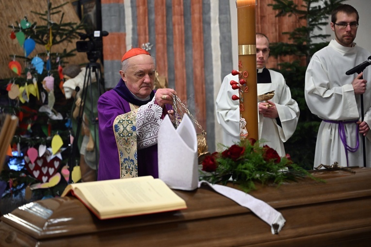 Pogrzeb bp. Werno w Koszalinie, cz. 1