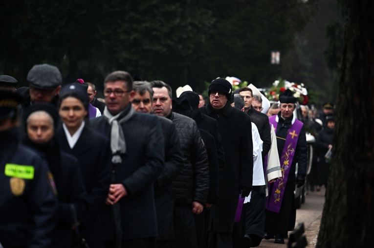 Pogrzeb bp. Werno w Koszalinie, cz. 2