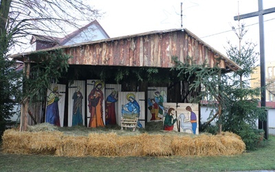Szopka Bożonarodzeniowa przed kościołem parafialnym w Dobrzyniu n. Drwęcą.