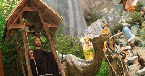 Abp Skworc na Pasterce: Bądźmy przyjaciółmi dla innych, bądźmy światłem