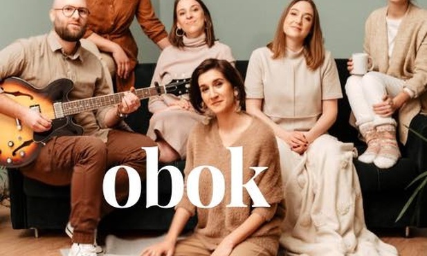 GABI BLACHA - Obok Nas