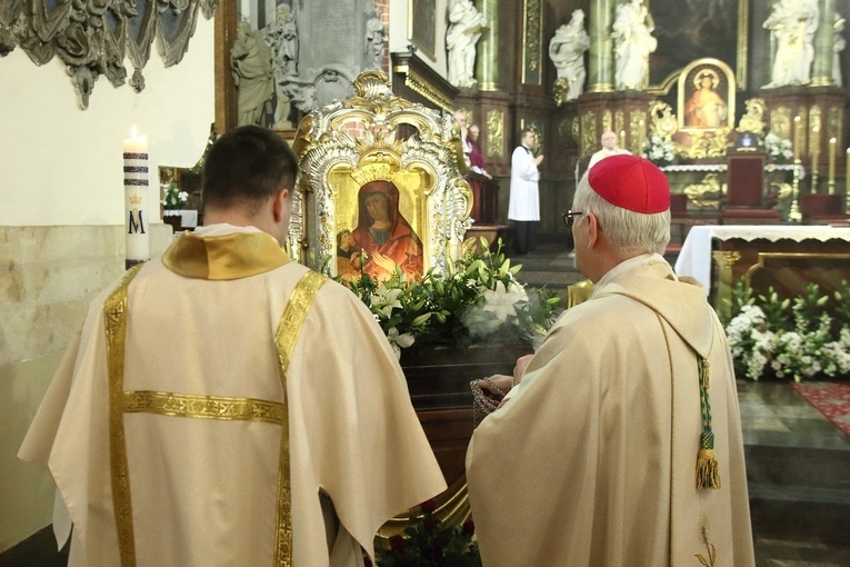 Mijający rok okiem "Gościa", cz. 1