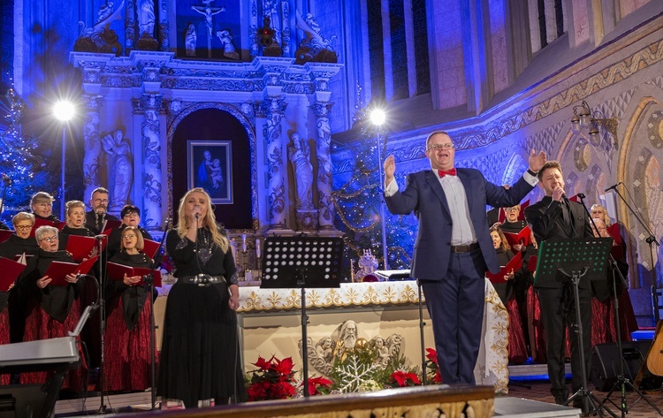 Charytatywny Koncert Bożonarodzeniowy, cz. 1