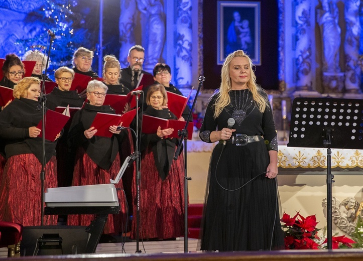 Charytatywny Koncert Bożonarodzeniowy, cz. 1