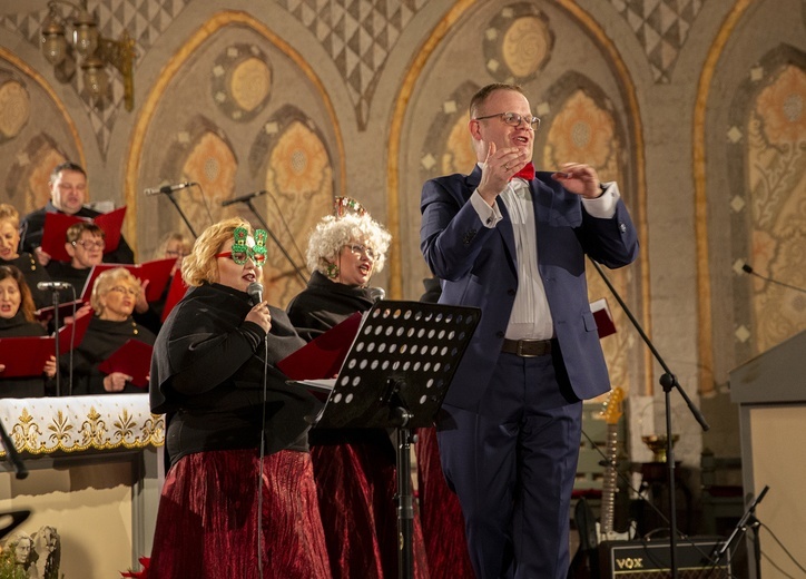 Charytatywny Koncert Bożonarodzeniowy, cz. 1