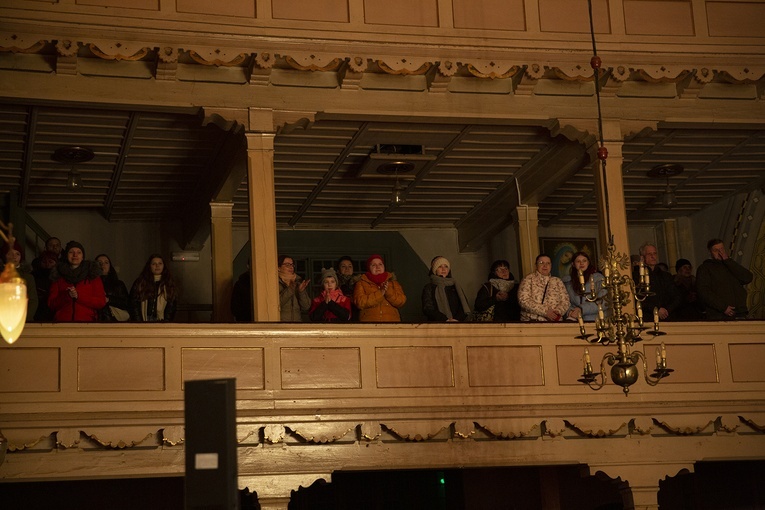 Charytatywny Koncert Bożonarodzeniowy, cz. 2