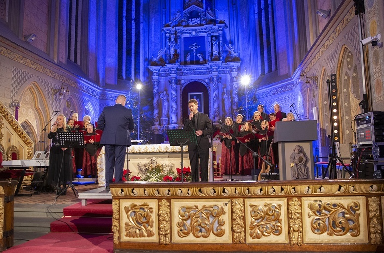 Charytatywny Koncert Bożonarodzeniowy, cz. 2