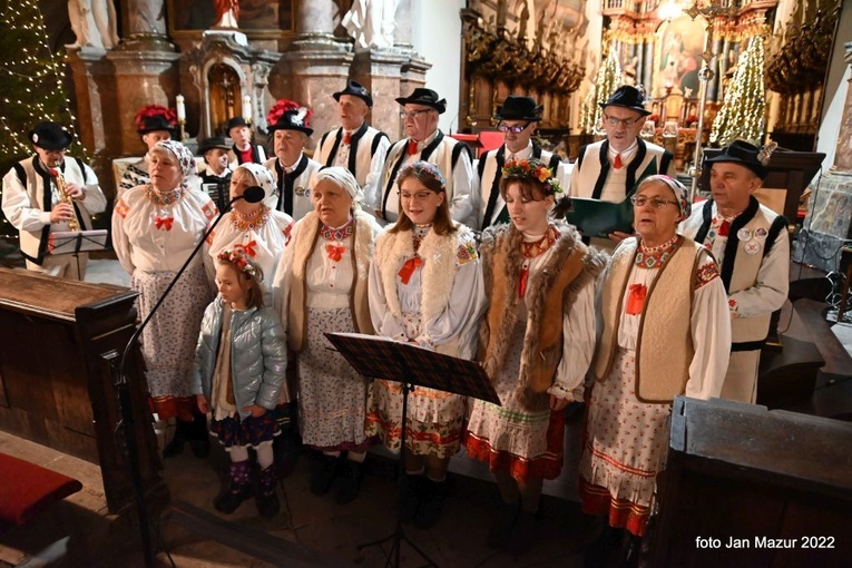 Kolędowy koncert pokoleń w Żaganiu