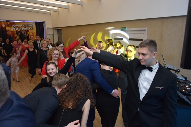 Karnawałowy Bezalkoholowy Bal w Skierniewicach 