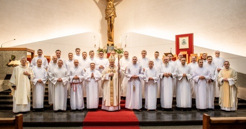 Abp Wojda: Nie ma szafarzy bez Eucharystii, nie ma Eucharystii bez Kościoła