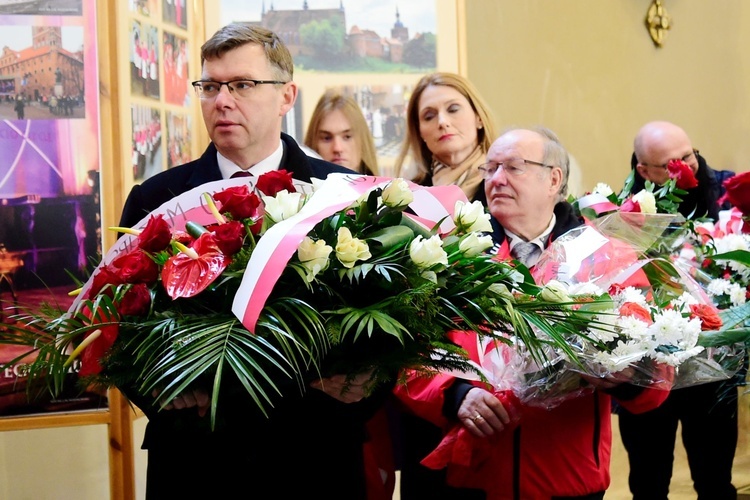 Frombork. Msza św. w 550. rocznicę urodzin Mikołaja Kopernika