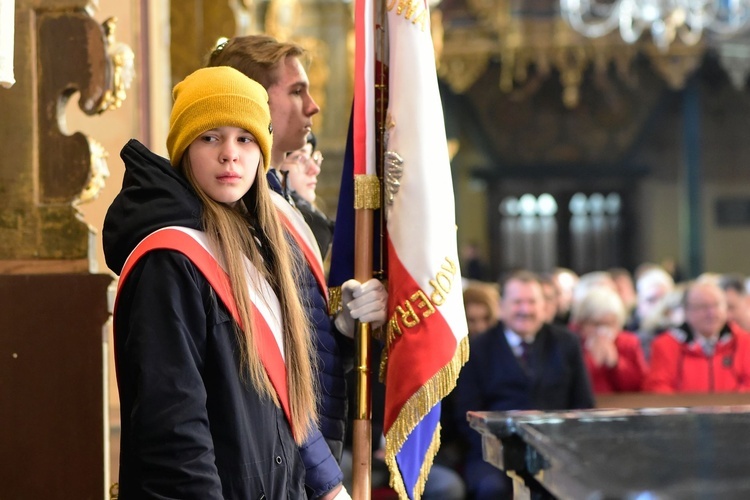 Frombork. Msza św. w 550. rocznicę urodzin Mikołaja Kopernika