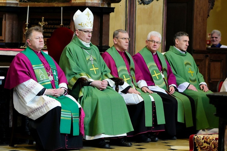 Frombork. Msza św. w 550. rocznicę urodzin Mikołaja Kopernika