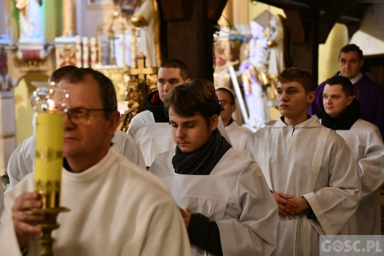 Zielonogórzanie pożegnali śp. ks. Mieczysława Dernia