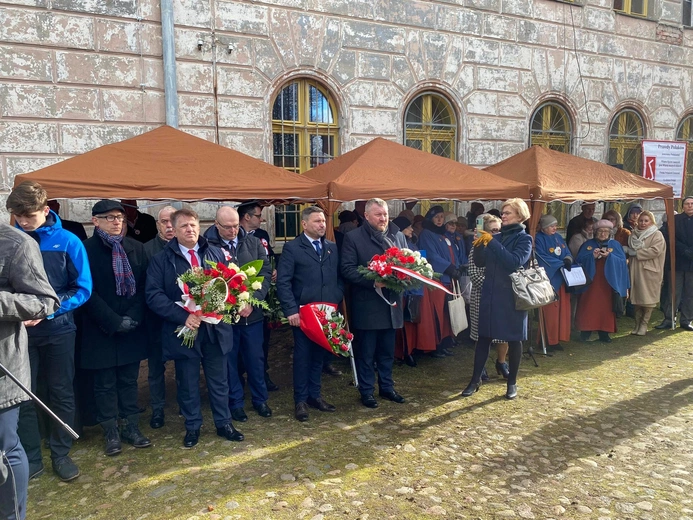 Modlitwa za Ojczyznę i poświęcenie pomnika w Ośnie Lubuskim