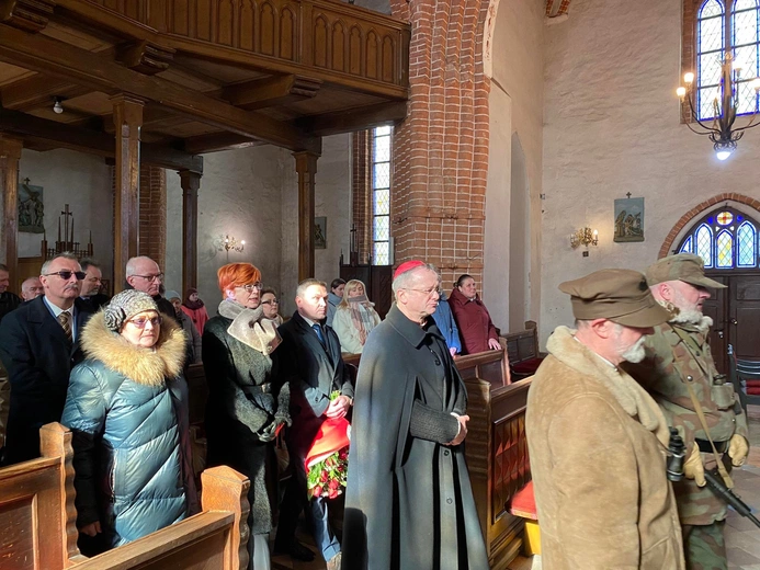 Modlitwa za Ojczyznę i poświęcenie pomnika w Ośnie Lubuskim