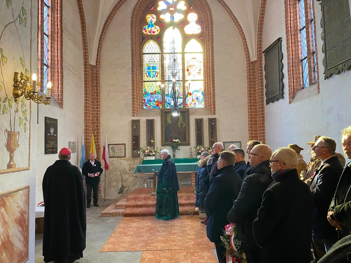 Modlitwa za Ojczyznę i poświęcenie pomnika w Ośnie Lubuskim