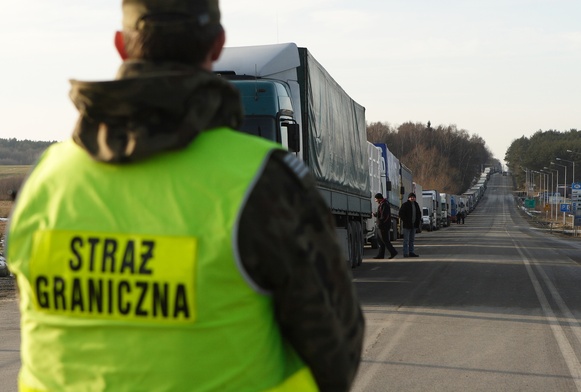 MSWiA: przejście graniczne z Białorusią w Kukurykach tylko dla przewoźników z UE i EFTA