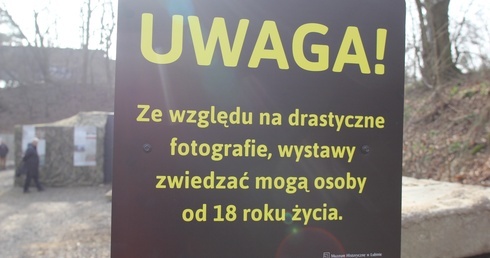 Wystawa o wojnie na Ukrainie