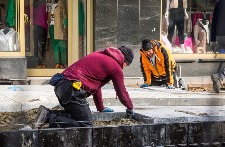 Katowice. Ulica Warszawska się zazieleni