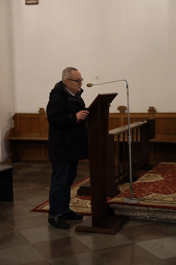 Modlitwa za zranionych w Kościele