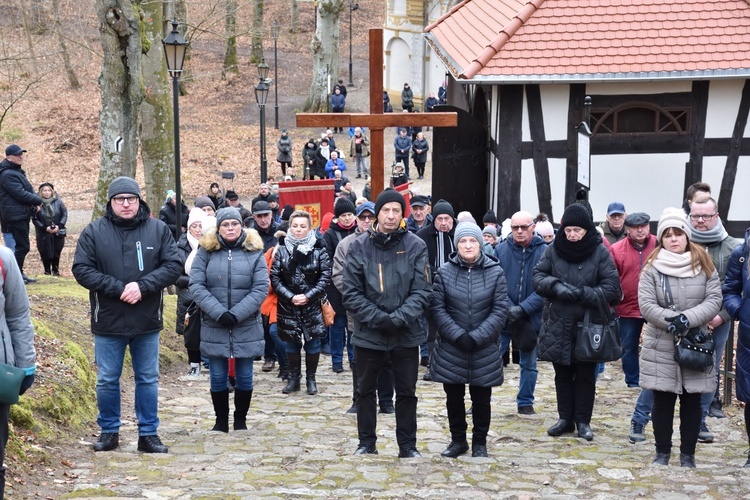 Wielkopostna Droga Krzyżowa w Wejherowie