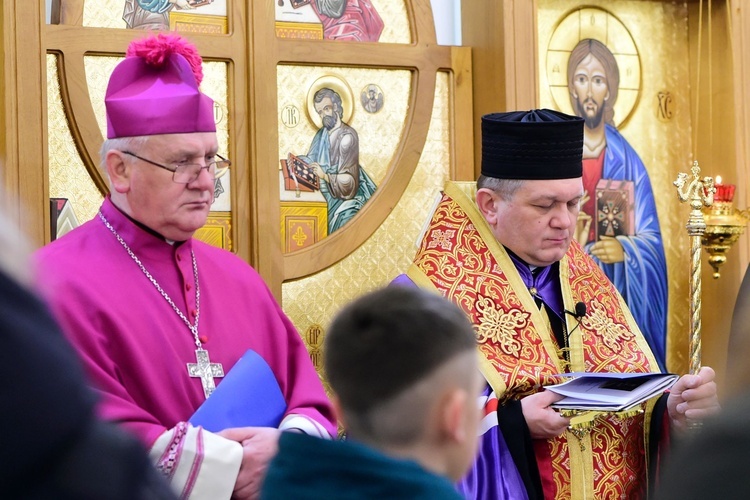 Modlitwa o pokój w cerkwi greckokatolickiej w Ostródzie