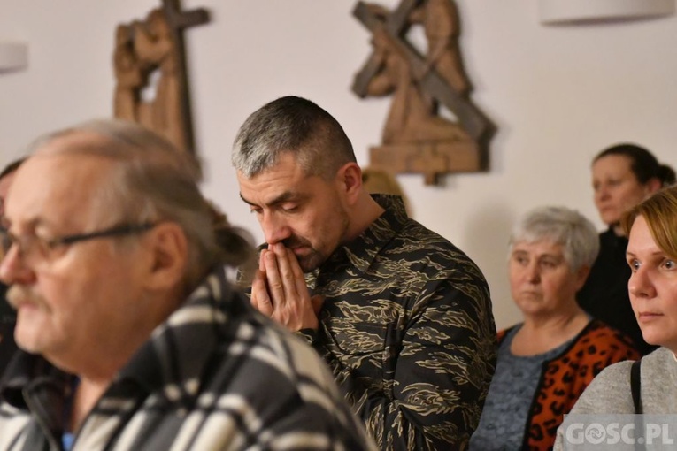 Rekolekcje dla parafialnych zespołów Caritas w Głogowie