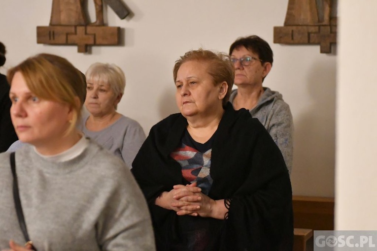 Rekolekcje dla parafialnych zespołów Caritas w Głogowie