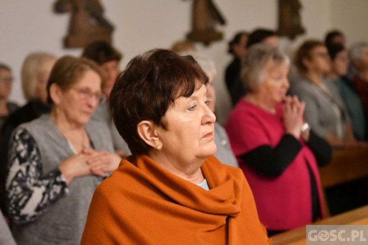 Rekolekcje dla parafialnych zespołów Caritas w Głogowie