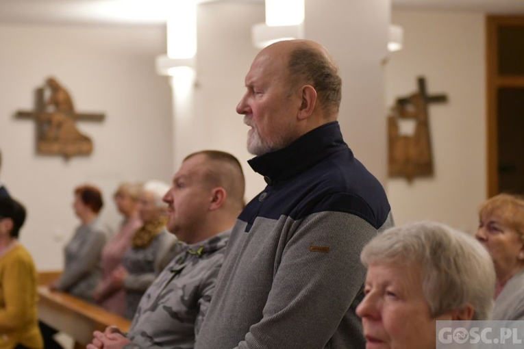 Rekolekcje dla parafialnych zespołów Caritas w Głogowie