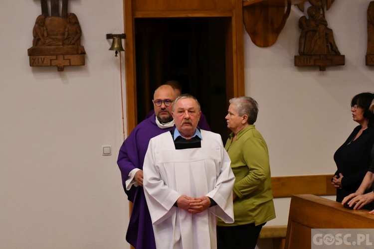 Rekolekcje dla parafialnych zespołów Caritas w Głogowie