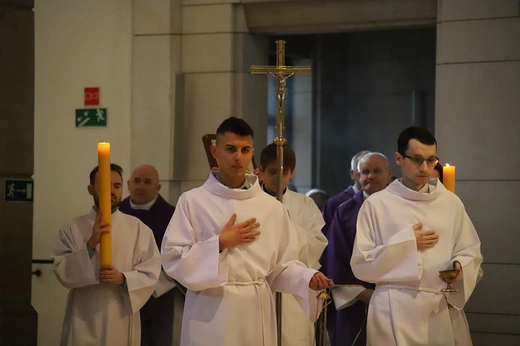 Pokutna pielgrzymka kapłanów do sanktuarium św. Jana Pawła II