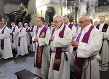 Abp Jędraszewski do kapłanów: Chrystusowe kapłaństwo zostało nam dane jako najwyższa łaska