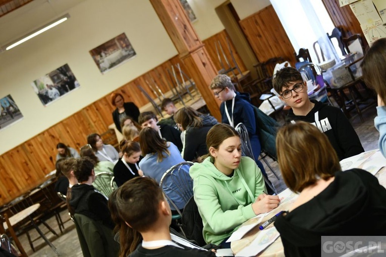 Akademia Dojrzewania dla młodzieży przygotowującej się do bierzmowania