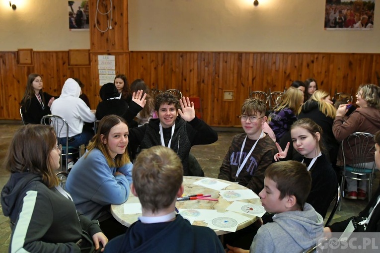 Akademia Dojrzewania dla młodzieży przygotowującej się do bierzmowania