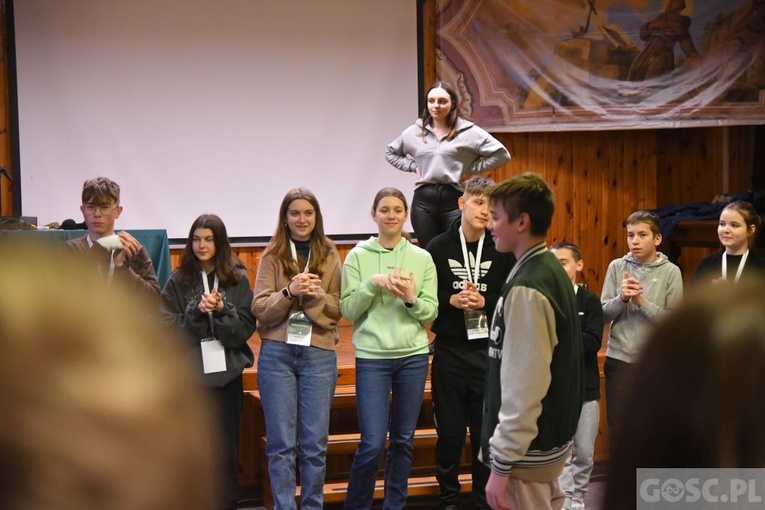 Akademia Dojrzewania dla młodzieży przygotowującej się do bierzmowania