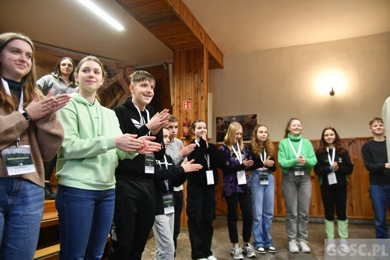 Akademia Dojrzewania dla młodzieży przygotowującej się do bierzmowania