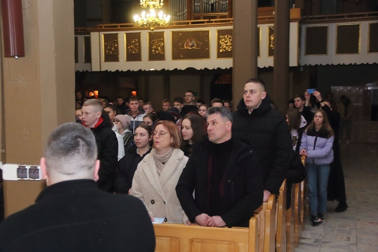 Wielkopostne Czuwanie Młodzieży w Miastku