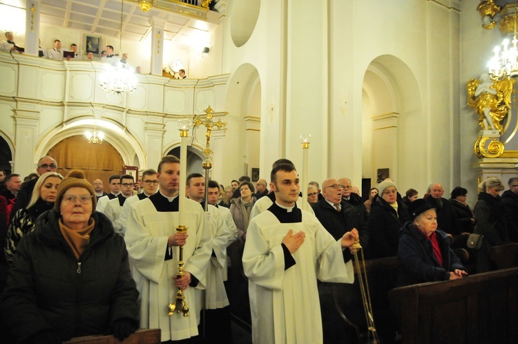 Alumni przyjęli posługę lektoratu