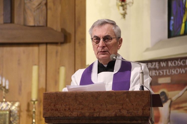 Iwkowa. Wprowadzenie relikwii św. Andrzeja Boboli