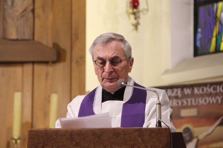 Iwkowa. Wprowadzenie relikwii św. Andrzeja Boboli