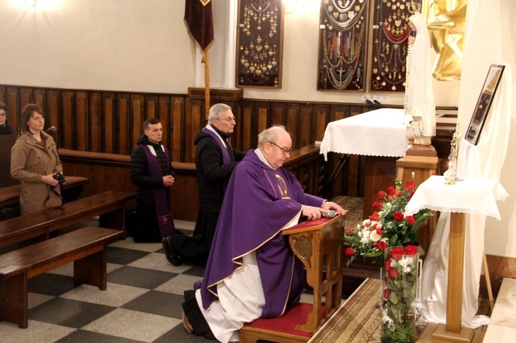 Iwkowa. Wprowadzenie relikwii św. Andrzeja Boboli